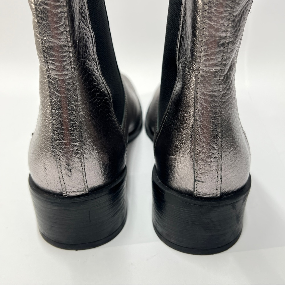 KENNETH COLE Reaction Women’s Size 9 Salt Chelsea Boot silver and Black - Picture 9 of 12